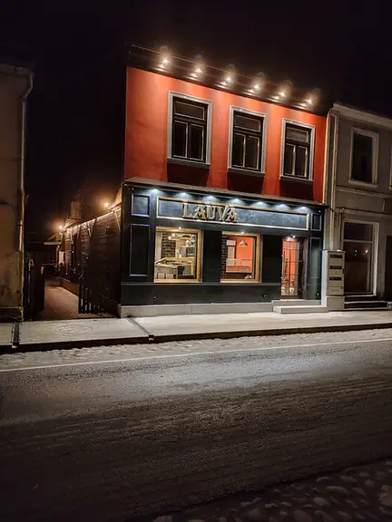 Lauva, gastronomy shop