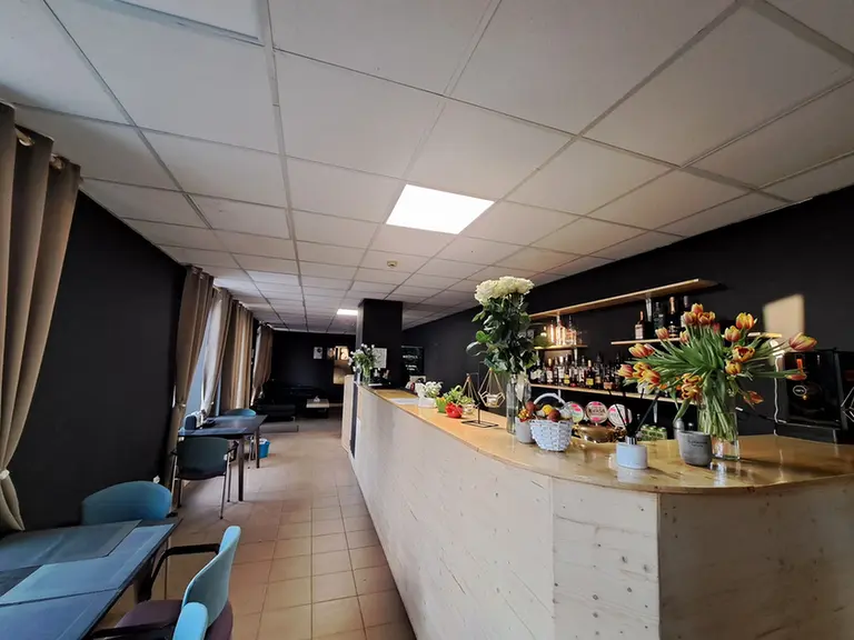Zaļās Zemes Sirds, cafe